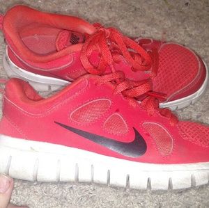 Boys Nike shoes size 12c